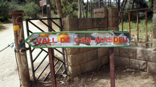 Panel modificado por la fiesta annual - panneau modifié pour la fête annuelle